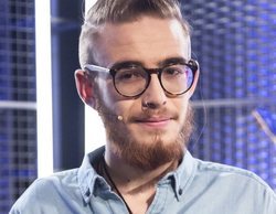 Andrés Martín, semifinalista de 'La Voz' de Antena 3, vuelve a cantar en el Metro de Madrid