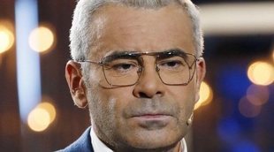 Jorge Javier Vázquez, harto de las críticas por su comentario a Dakota, publica los insultos que ha recibido