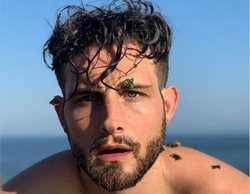 Nico Tortorella ('Younger') calienta a sus fans con un posado desnudo de bienvenida al verano