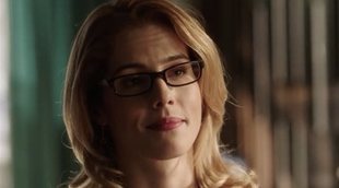 Así era la escena eliminada de la séptima temporada de 'Arrow' con Felicity y Oliver como protagonistas