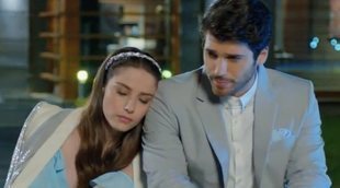 'Dolunay': Nazli y Ferit pasan la noche juntos tras una fiesta con unas copas de más