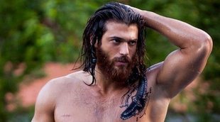 Chasco para las fans de Can Yaman: Hacen cola en el aeropuerto de Madrid creyendo que el actor viajaba allí