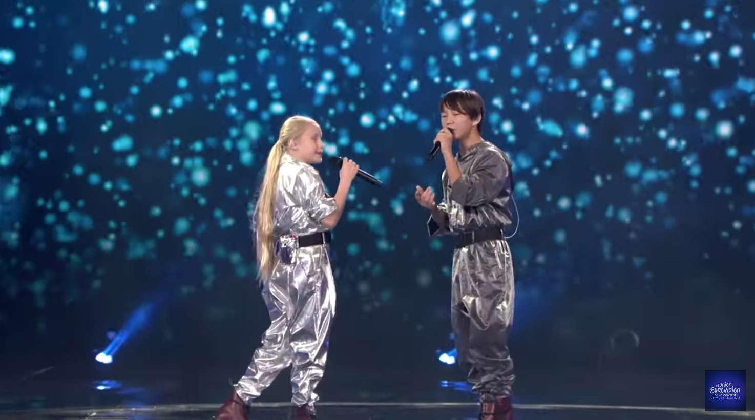 No, no son Amaia y Alfred en Lisboa, son los adorables Tatyana y Denberel de Rusia #EurovisiónJuniorRTVE