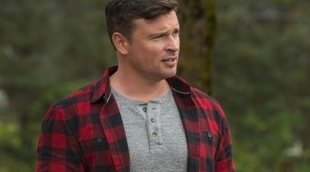 Así fue el sorprendente giro del Clark Kent de Tom Welling en "Crisis en Tierras Infinitas"