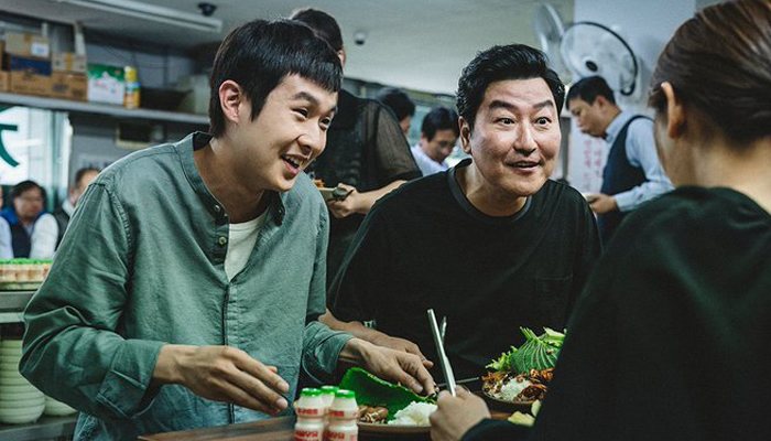 'Dolor y Gloria' y España se quedan sin galardón... La gran favorita a Mejor Película Extranjera, 'Parásitos' le arraba el Globo de Oro. Es la ...