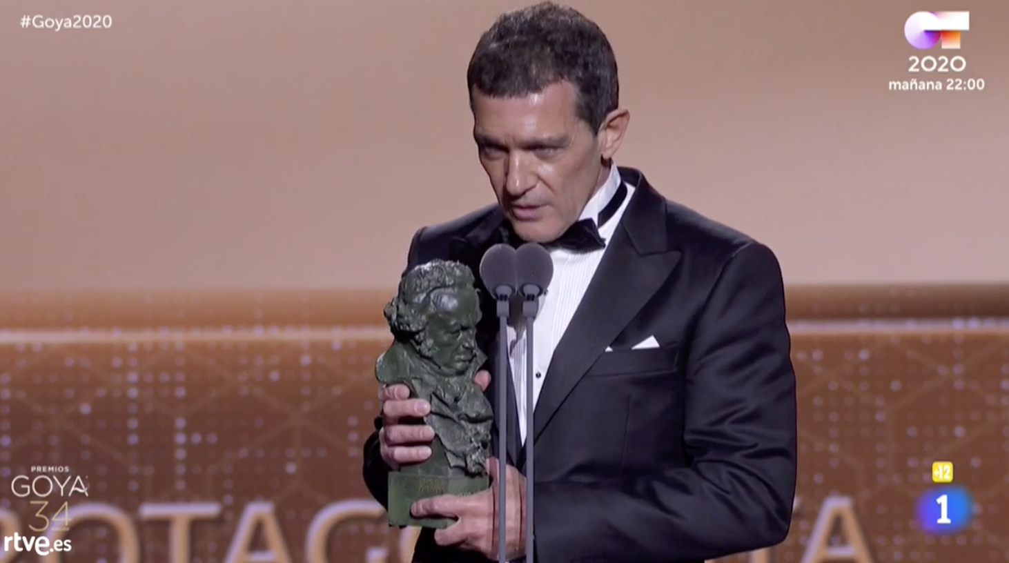 Bravo Antonio Banderas. De lo mejor de nuestra industria del cine