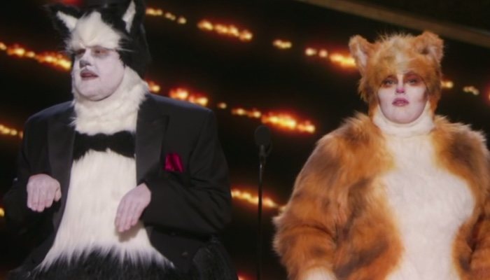 Para efectos visuales los suyos: James Corden y Rebel Wilson protagonizan el momento más surrealista de la noche vestidos como