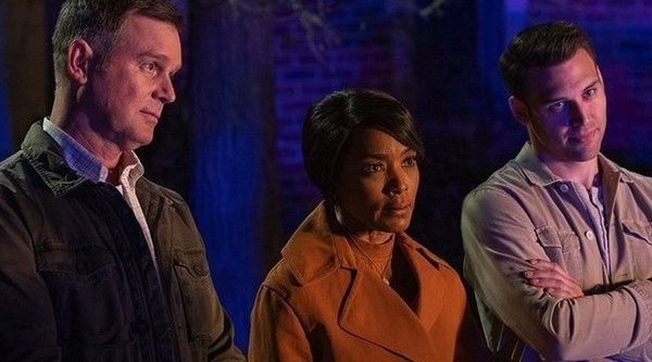 Un capítulo de '9-1-1' lidera con un 0,5% en FOX, seguido de 'Late motiv' (0,6%) en #0