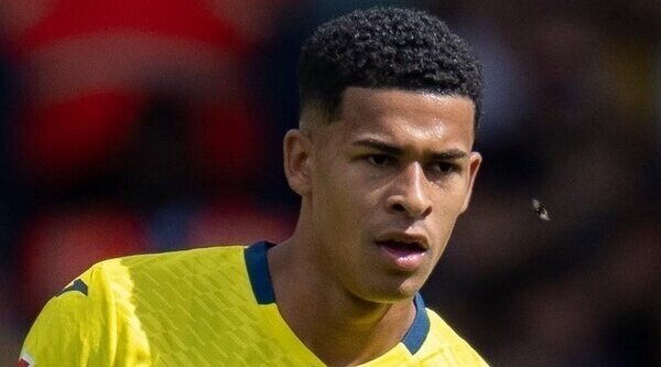 'El cisne' lidera en TCM y el partido amistoso entre Arsenal-Villarreal destaca en Gol