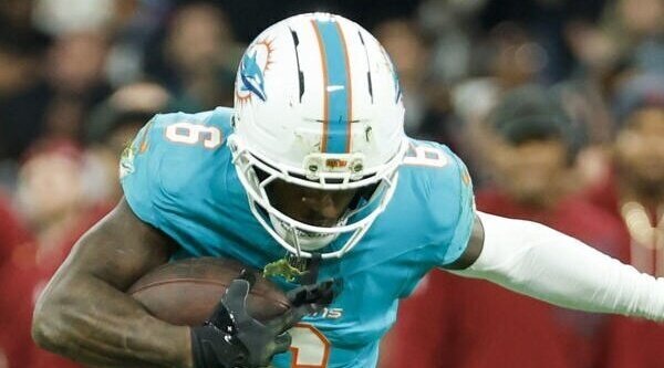 Cuatro empata con Telecinco en la sobremesa (7,4%) con el fútbol americano de la NFL