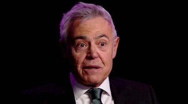 La 1 domina el prime time con cine y Telecinco lidera el late night con 'Bailando con las estrellas'