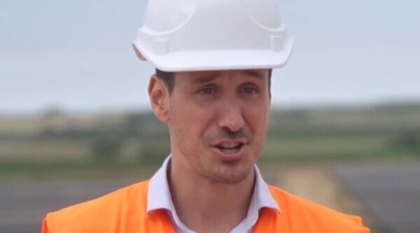 'Telediario fin de semana 2' (13,1%) supera por poco a 'Antena 3 noticias 2 fin de semana' (12,9%)