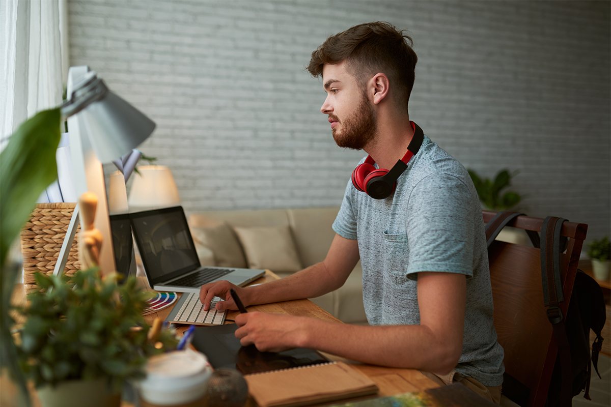 Algunos consejos pueden ayudar a la hora de trabajar mejor desde casa