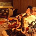 Malin Akerman y Kate Micucci desnudas en una escena de 'Easy'