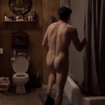Ashton Kutcher, desnudo, enseña su culo en 'The Ranch'