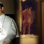 Jude Law, desnudo, muestra el culo en 'The Young Pope'