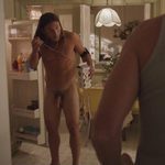 Zach McGowan, desnudo integral, enseña el pene en 'Shameless'