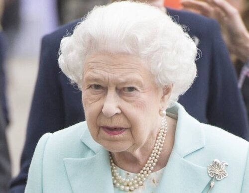 Los miembros de la Familia Real Británica que dejaron de ser o de usar el tratamiento de Alteza Real en el reinado de Isabel II