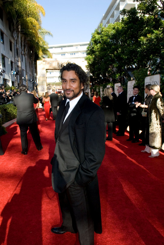 Naveen Andrews en los Globos de oro