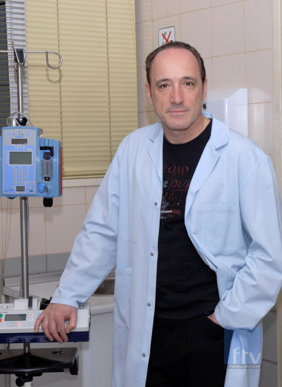 Roberto Álvarez es un nuevo doctor en 'Hospital Central'