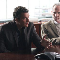 Tommy Walker y su tío Saul en  la serie 'Cinco hermanos'