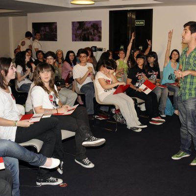 Jordi Cruz con las seguidoras