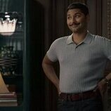 Mark Indelicato en Capítulo 2 titulado 'Chicas de Portada' de 'Hacks'