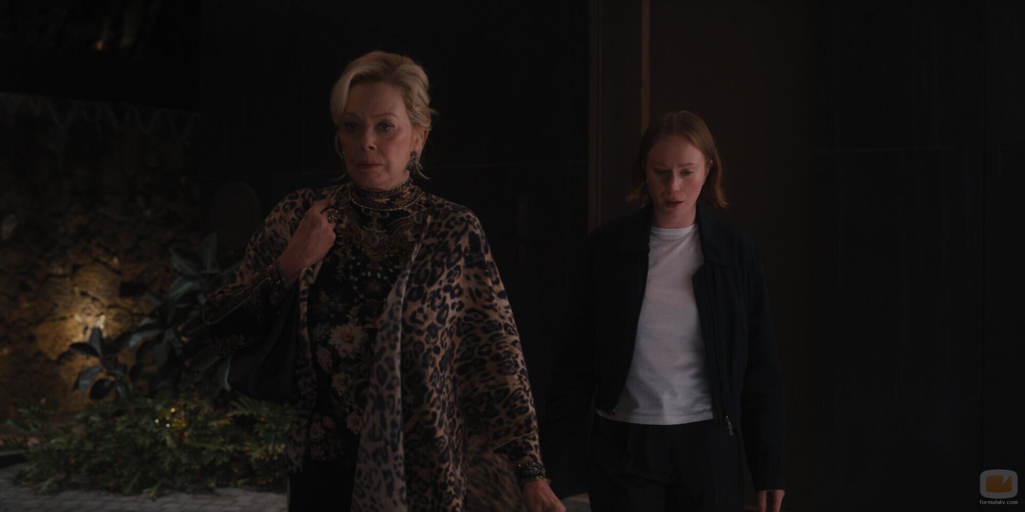 Jean Smart y Hannah Einbinder en 4x02 titulado 'Chicas de Portada' de 'Hacks'