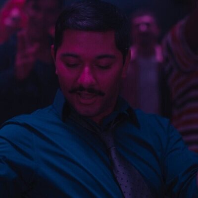 Mark Indelicato en 'Amo Los Ángeles' de 'Hacks'