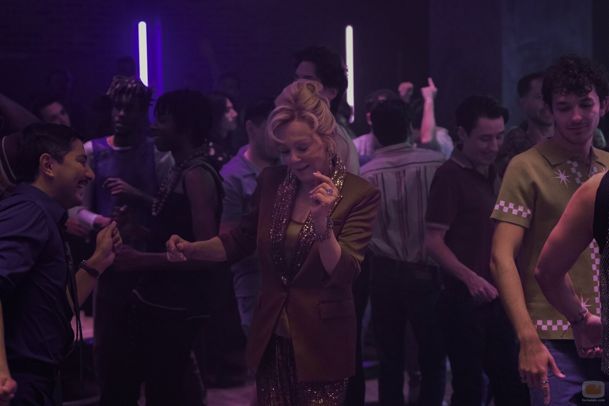 Escena de Jean Smart en el 4x04 de 'Hacks'