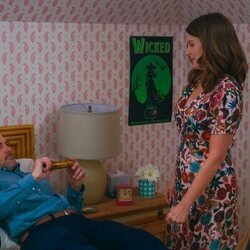 Tina Fey y Will Forte en Capítulo 2 titulado 'Fiesta en el jardín' de 'Las cuatro estaciones'