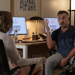 Steve Carell en Capítulo 4 titulado 'El bar de la playa' de 'Las cuatro estaciones'