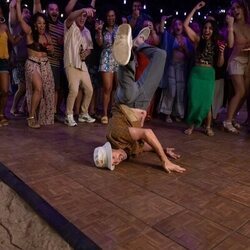 Will Forte en 'El bar de la playa' de 'Las cuatro estaciones'