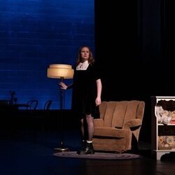 Foto de Julia Lester en 1x05 'Fin de semana en familia' de 'Las cuatro estaciones'