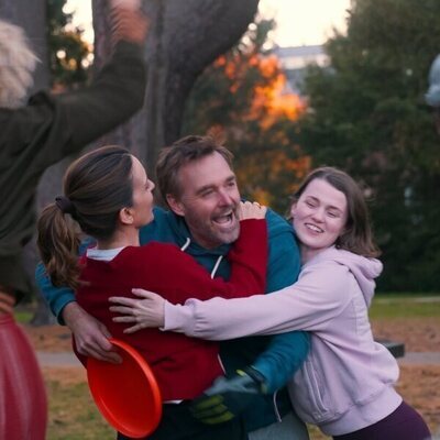 Will Forte en 'El partido de frisbi' de 'The Four Seasons'