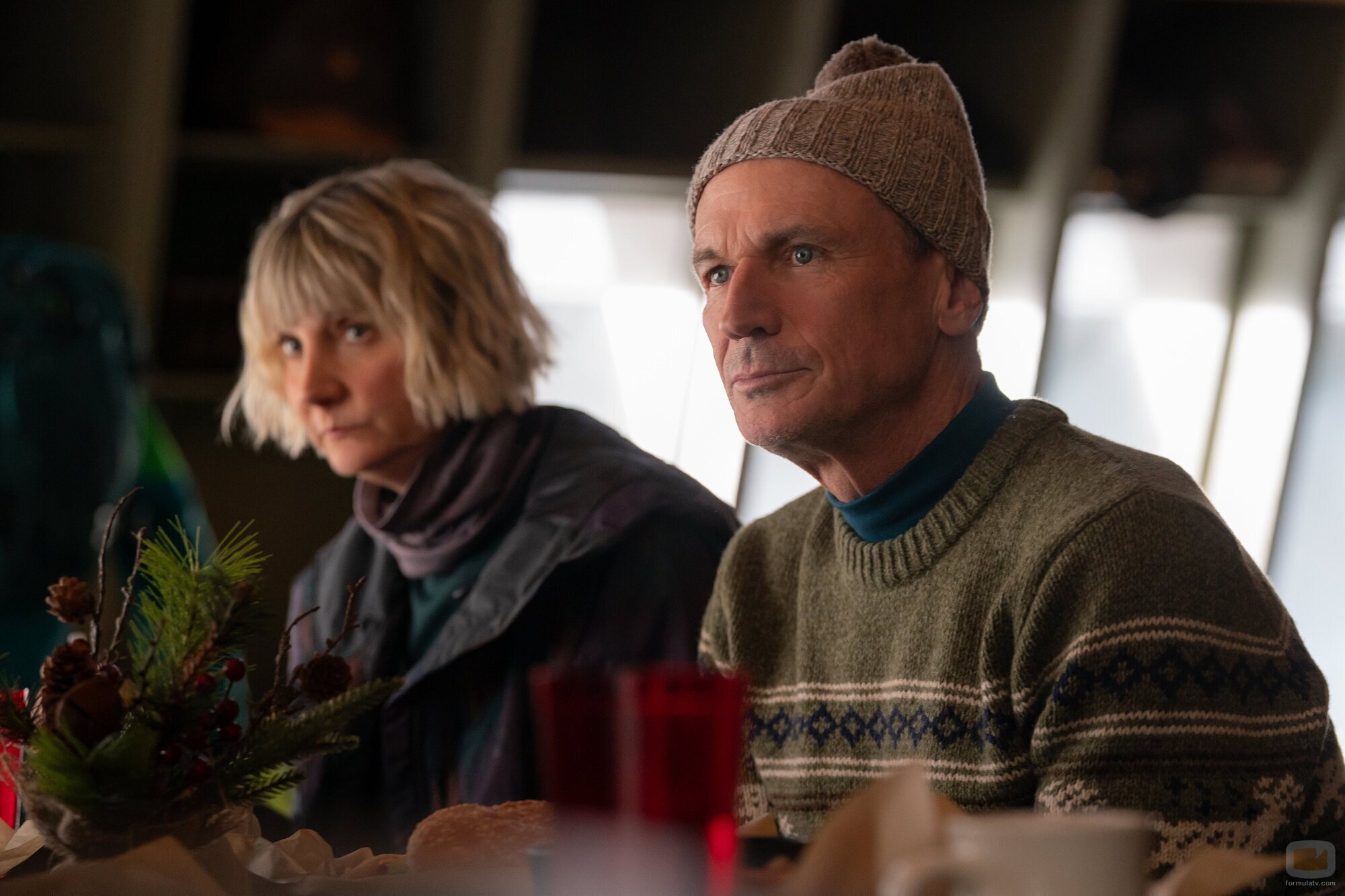 Kerri Kenney y Toby Huss en 1x07 titulado 'Viaje a la nieve' de 'Las cuatro estaciones'