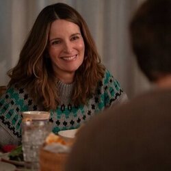 Tina Fey en Capítulo 8 titulado 'Diversión' de 'Las cuatro estaciones'