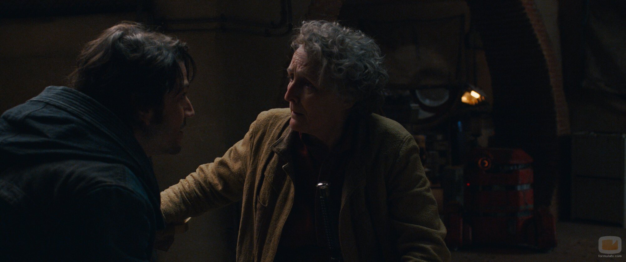 Fiona Shaw en 1x07 'Declaración' de 'Andor'