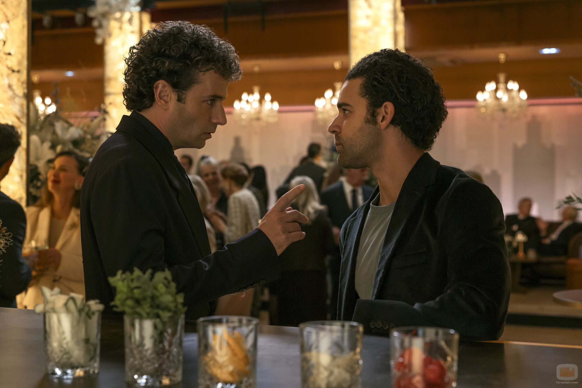 Luke Kirby y David Alvarez en 'La rata' de 'Estrella'