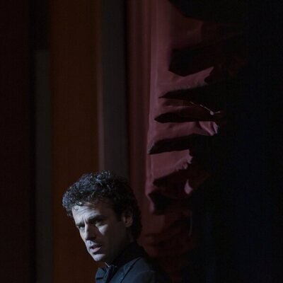 Luke Kirby en la temporada 1 y el capítulo 04 de 'Estrella'