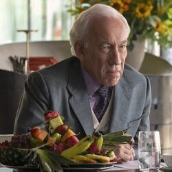 Simon Callow en 1x01 titulado 'El cambio' de 'Estrella'