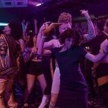 Charlotte Gainsbourg en el 1x01 de 'Étoile'