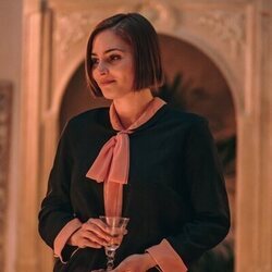 Foto de Andrea Duro en el 1x07 de 'La Favorita 1922'