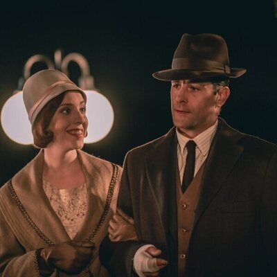 Luis Fernández 'Perla' en Capítulo 7 titulado 'Acorralados' de 'La Favorita 1922'