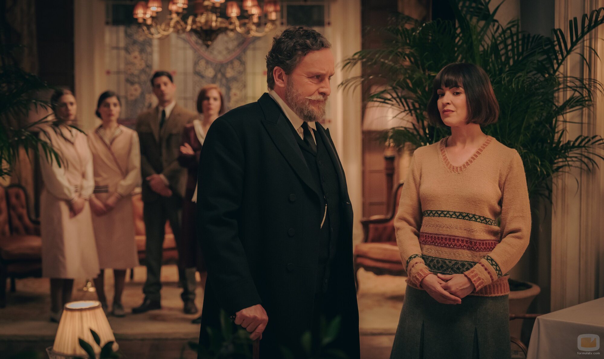 Verónica Sánchez y Fernando Cayo en 'Acorralados' de 'La Favorita 1922'