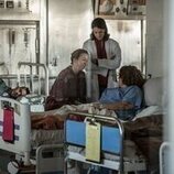 Melina Matthews y Ainhoa Santamaría en 1x02 titulado 'Emergencia' de 'Apagón'