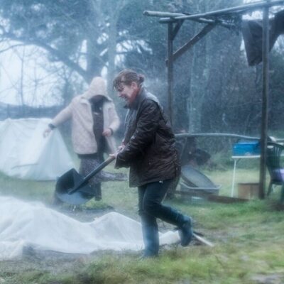 Foto de María Vázquez en 1x05 'Equilibrio' de 'Apagón'