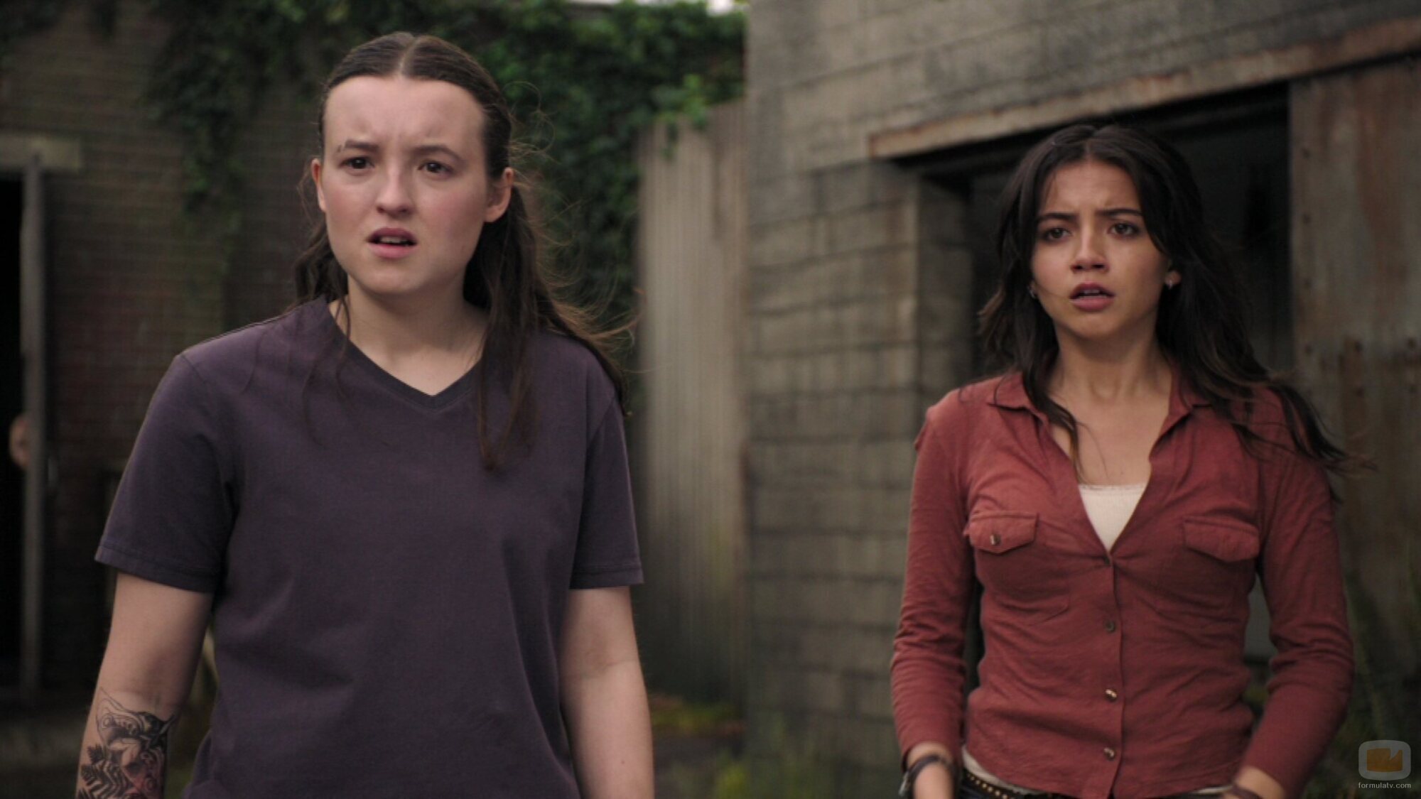 Bella Ramsey y Isabela Merced en la temporada 2 y el capítulo 04 de 'The Last of Us'