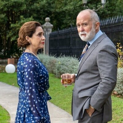 Adriana Ozores en 1x06 titulado 'Control familiar' de 'Galgos'