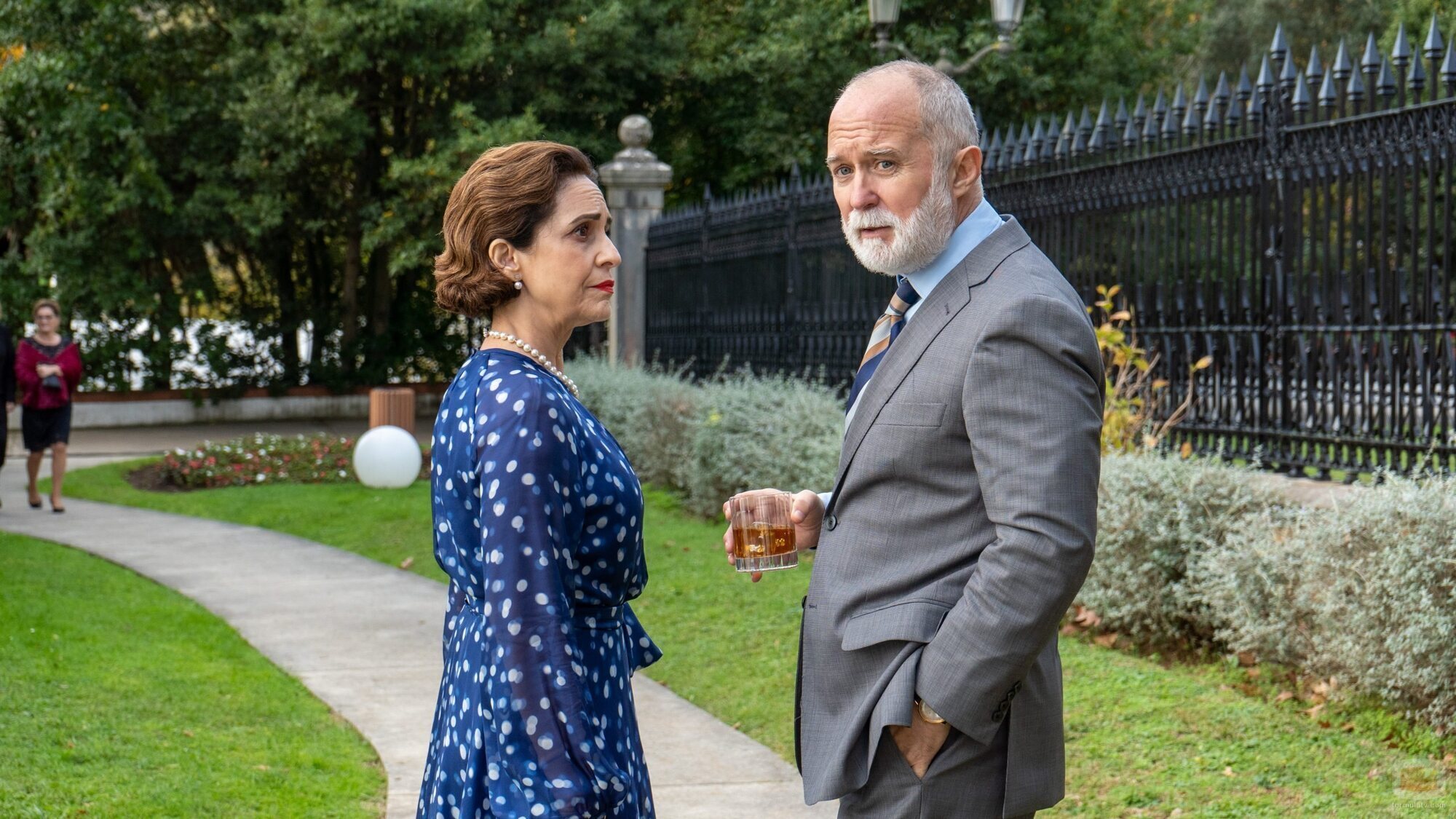 Adriana Ozores en 1x06 titulado 'Control familiar' de 'Galgos'